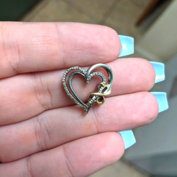 Jane Seymour Open Heart Pendant - Picture 1 of 3